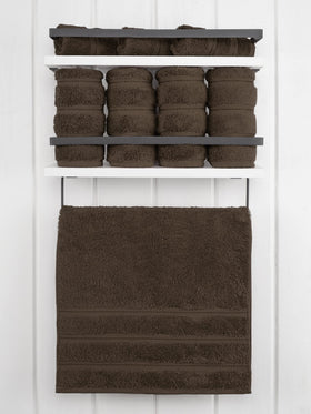 American Soft Linen luxury hand towels four-piece set for guests and routine.