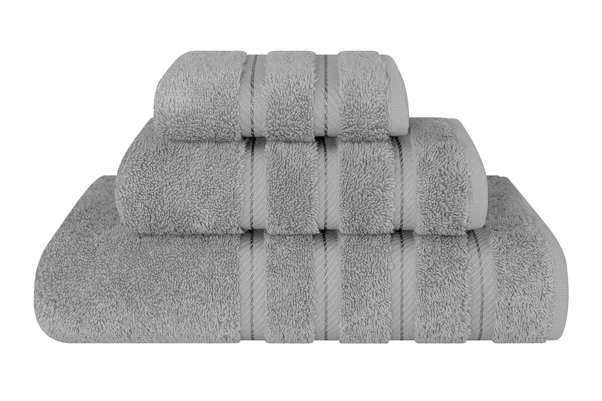American Soft Linen premium bath towel closeup shows plush Turkish cotton fibers for absorbency