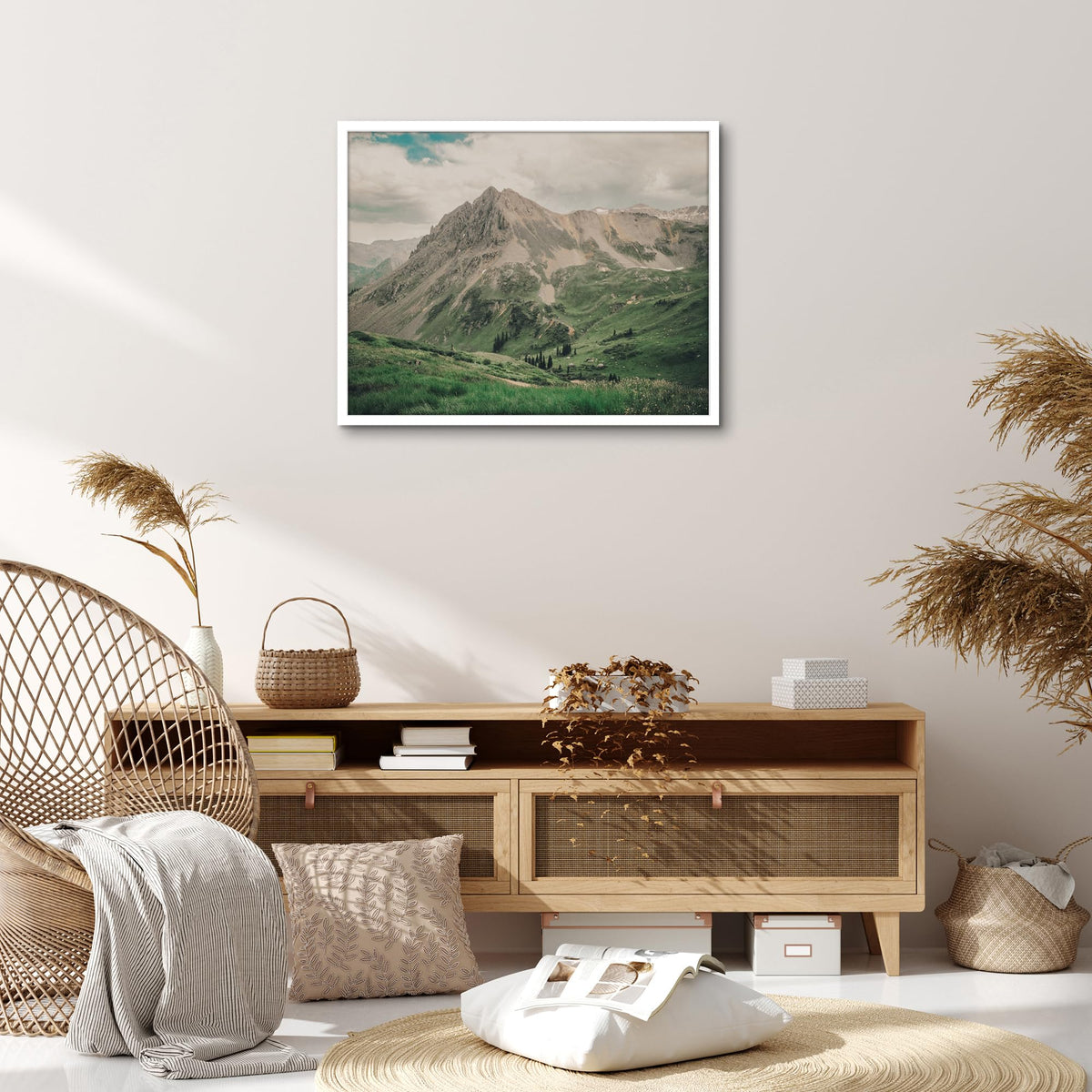 Sturdy backboard keeps memories secure during display