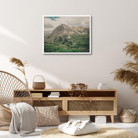 Sturdy backboard keeps memories secure during display
