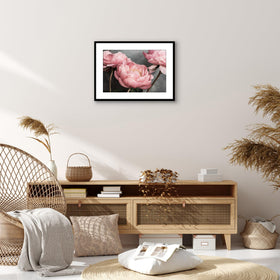 Americanflat black frame adds modern elegance to any room or office.