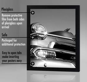 Americanflat frame with easy-turn buttons for quick photo swaps.