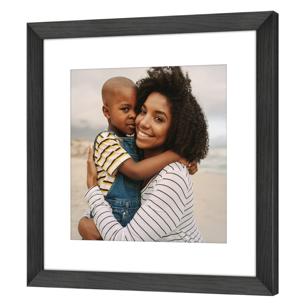 Americanflat Hudson frame border detail adds timeless elegance to decor