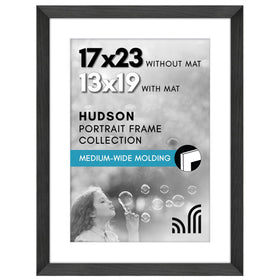 Americanflat Hudson black frame front view with polished plexiglass for clear display.