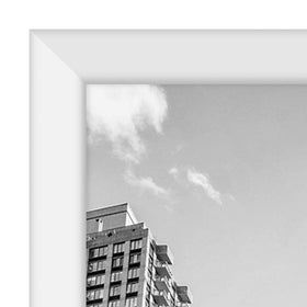 Americanflat wall gallery solution for everyday memories, ready to style and refresh.