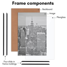 Americanflat polished front cover enhances photo clarity.