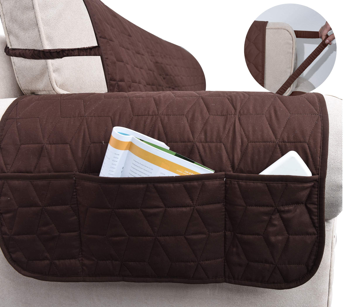 Ameritex side pockets keep remotes within easy reach.