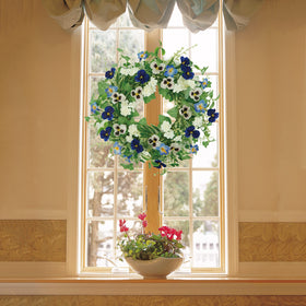 AMF0RESJ wreath arrives in a white gift box for gifting