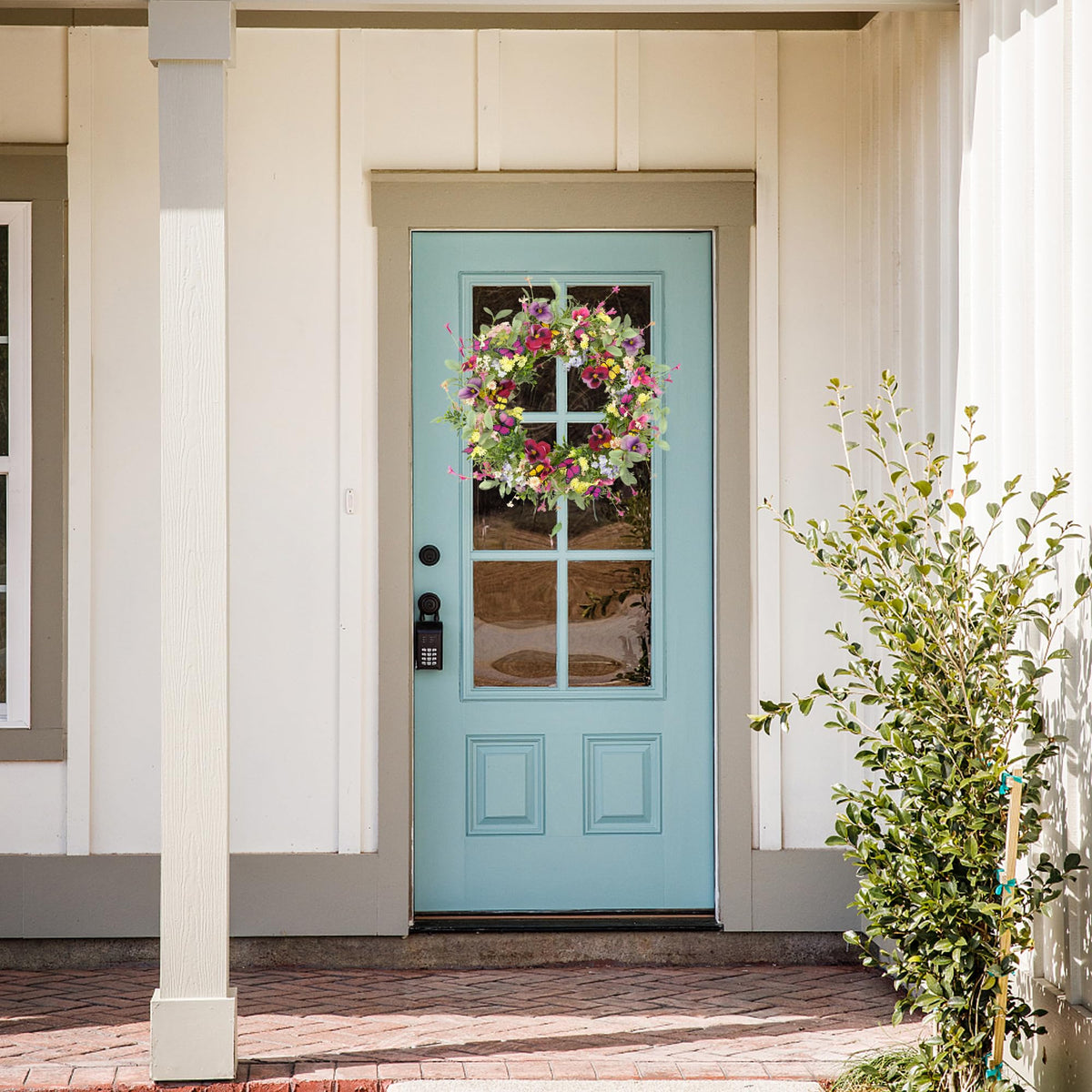 AMF0RESJ wreath displayed on front door or window