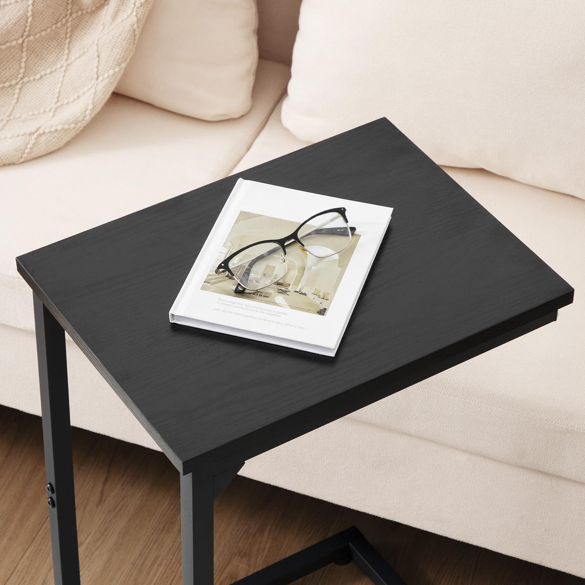 AMHANCIBLE C Shaped Side Table rests stably on carpets thanks to adjustable feet