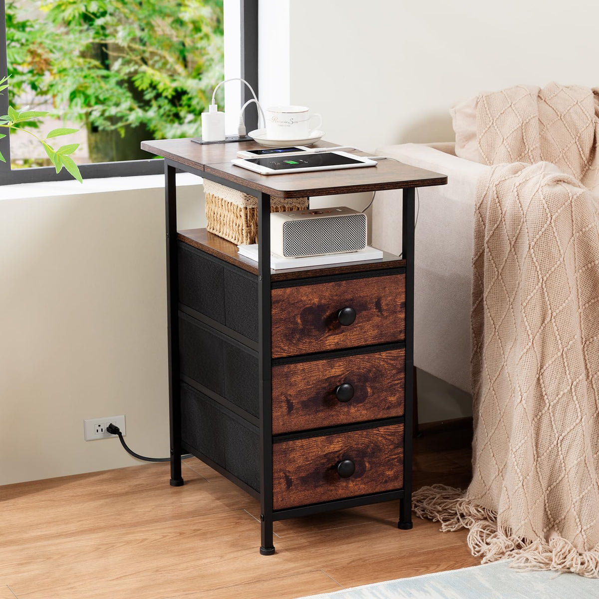 AMHANCIBLE easy-assembly end table simplifies setup and placement.
