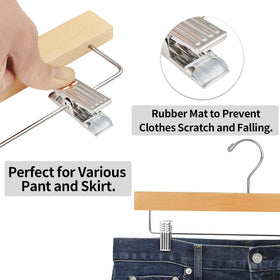 AMKUFO 360-degree swivel hook enables easy access from any angle.