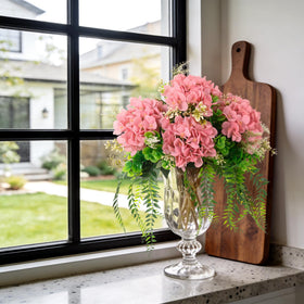 Ammyoo champagne hydrangea with eucalyptus brings vibrant decor ideas.