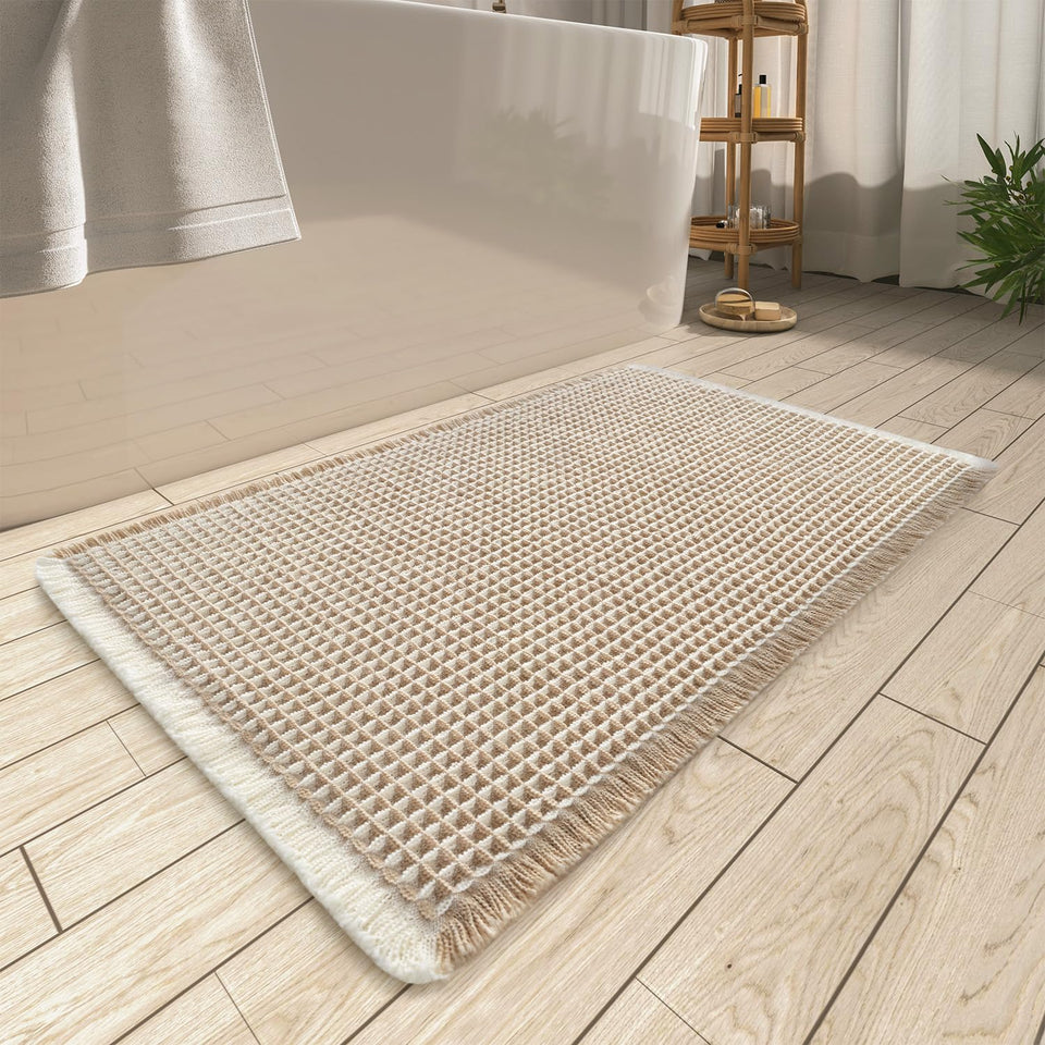 AMOAMI Upgraded Waffle Bath Mat absorption close-up shows quick water uptake