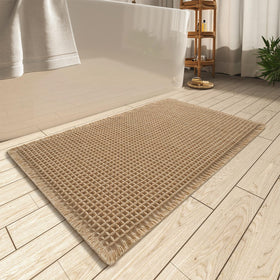 AMOAMI upgraded waffle bath mat surface with deep texture for fast water absorption.