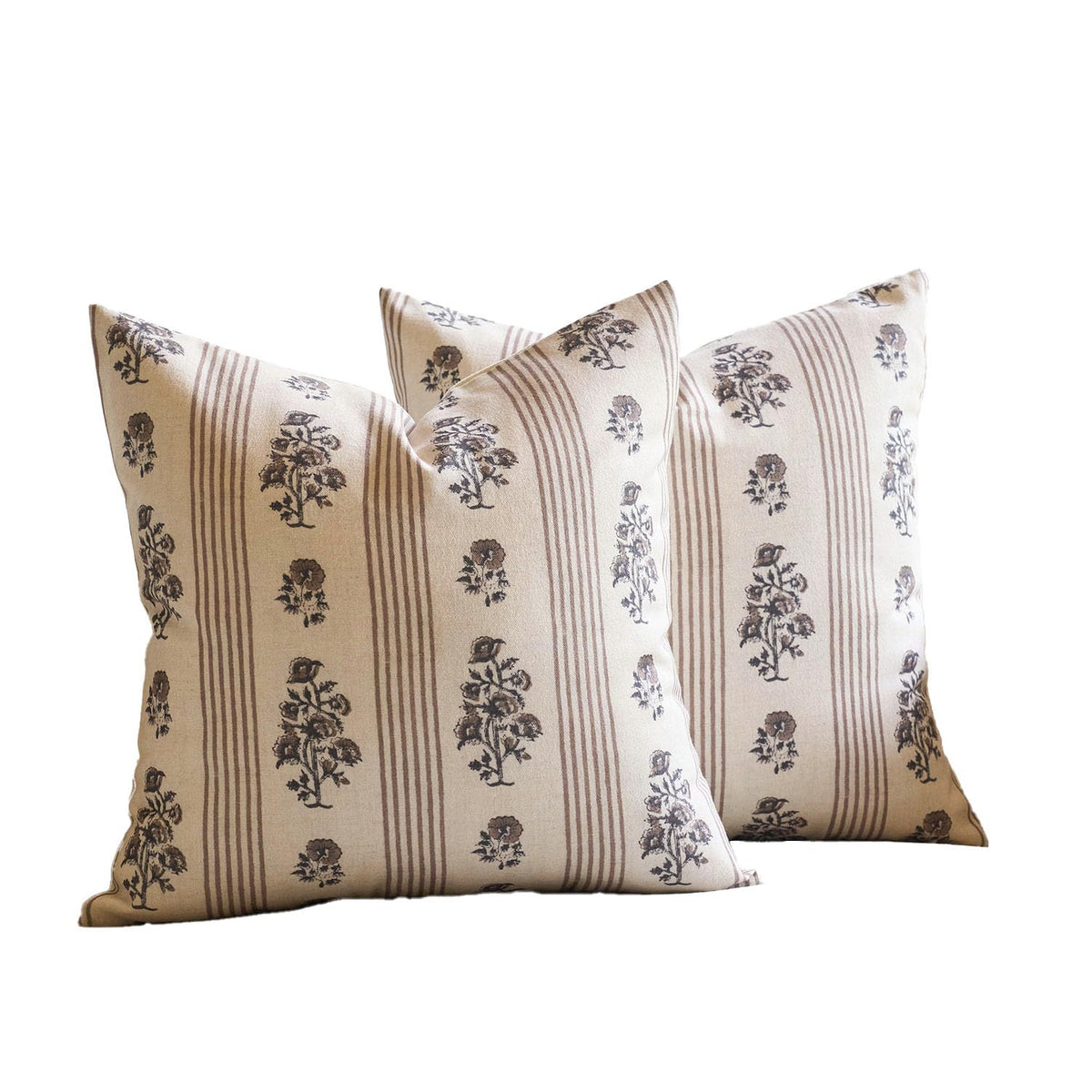 Amor Virisso set of two pillow covers ideal for quick room refresh