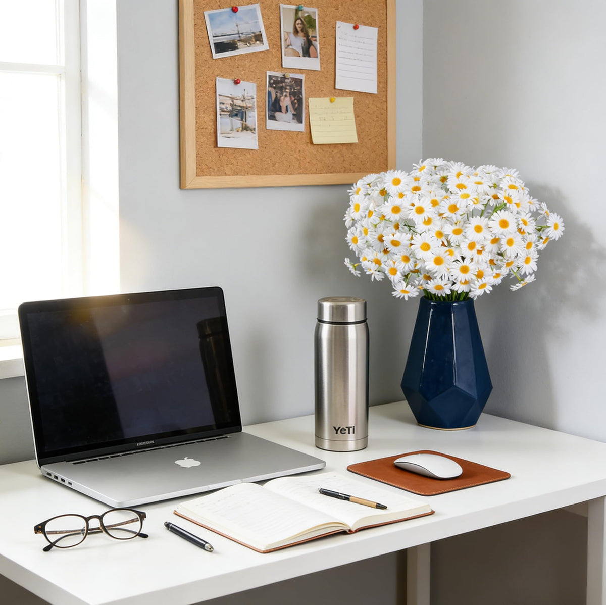 AmyHomie eco-friendly silk is non-toxic and fade-resistant.
