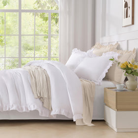 Andency comforter set makes a stylish gift for loved ones.