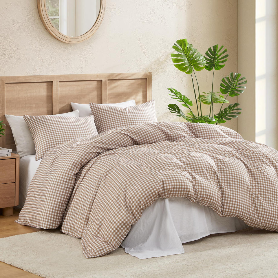 Andency gingham duvet cover in queen size with tan-brown checks for year-round comfort