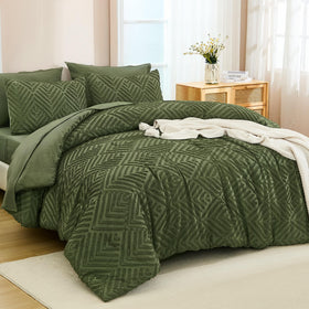 Andency king size olive green comforter set with tufted design for a cozy boho chic look.