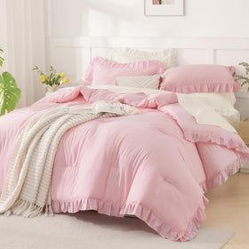 Two Andency pink pillowcases complement the 3-piece set for complete bedding