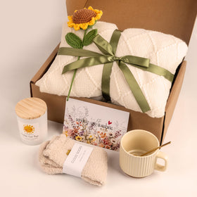 Anforsun ceramic mug perfect for relaxing beverages and thoughtful gifting.