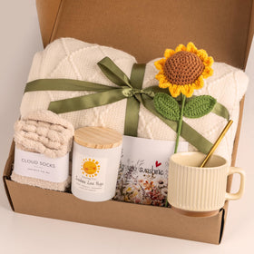 Anforsun snuggly tassel blanket for cozy warmth and comforting evenings.