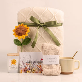 Anforsun soy wax candle creates calm ambiance and cozy moments.