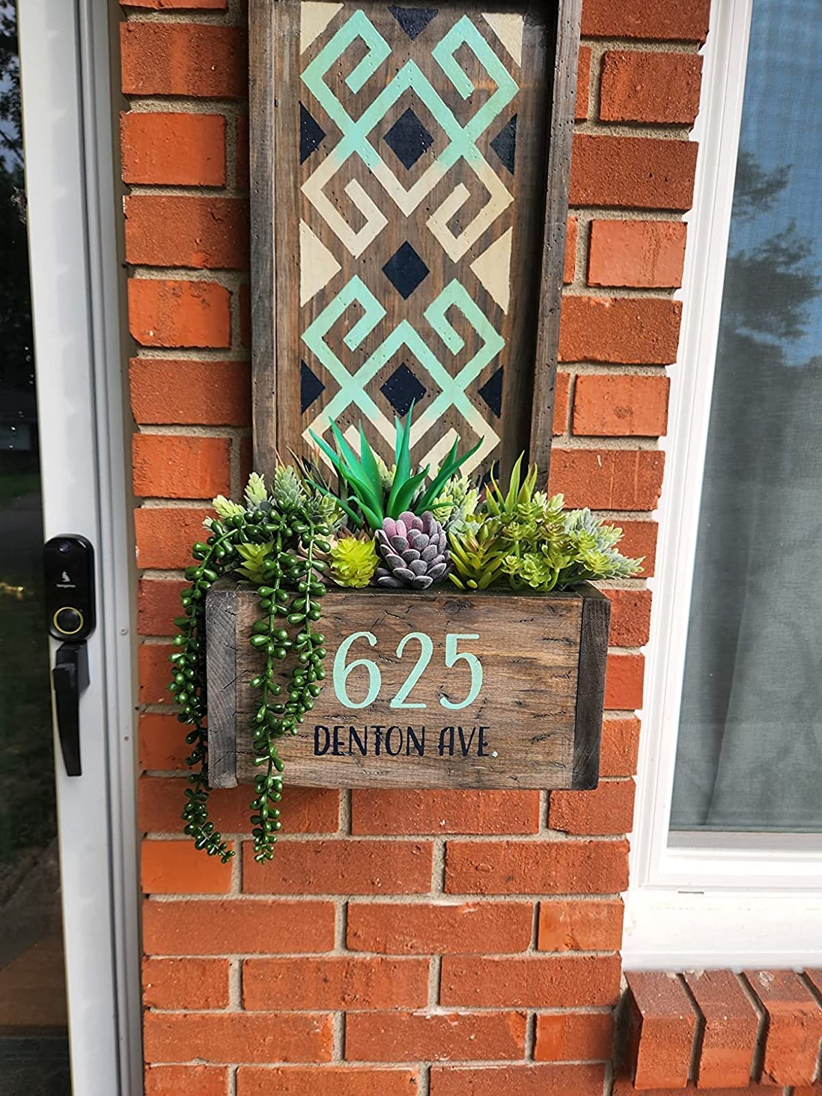 Anoak artificial succulents as a thoughtful gift for plant lovers.