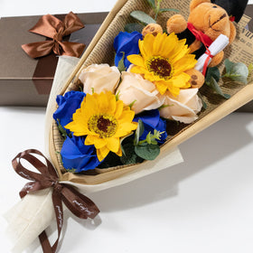 Ansuma gift box with satin ribbon for a ready-to-give keepsake.