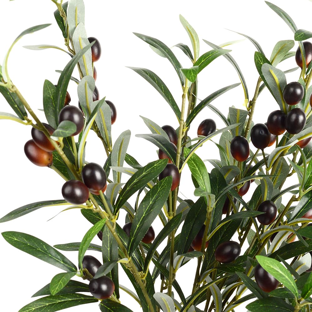 Antspirit foam-fruit accents on olive branches add subtle realism.