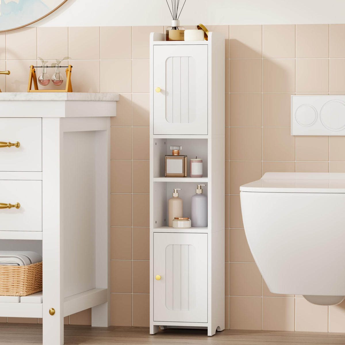 ANWBROAD versatile four-section layout keeps items organized.