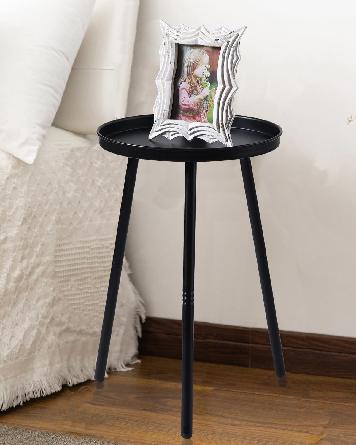 AOJEZOR matte black narrow side table ideal beside sofas in small spaces.