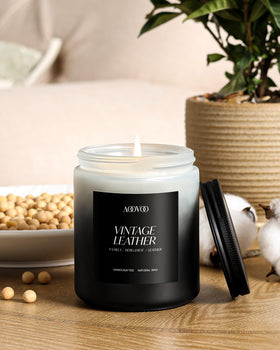 AOOVOO sandalwood oud candle creates a warm, inviting masculine ambiance