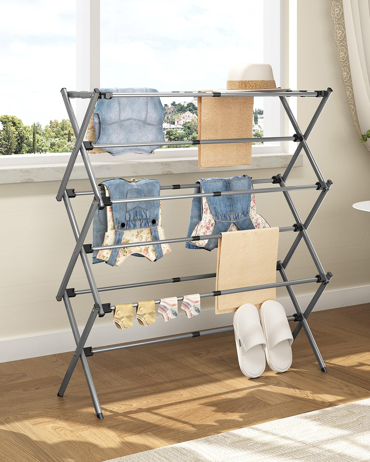 APEXCHASER grey-black drying rack for a modern look.