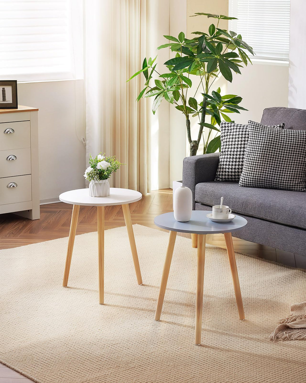 Apicizon round side table non-slip pads, floor protection.