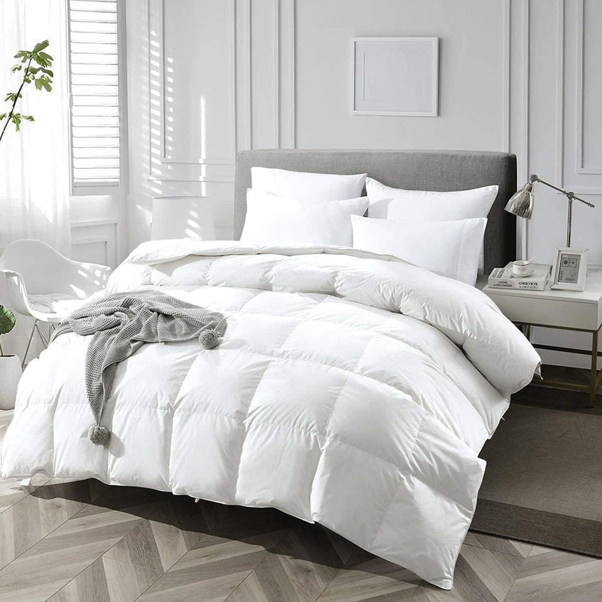 APSMILE king-size down fiber comforter baffle box closeup highlighting even loft