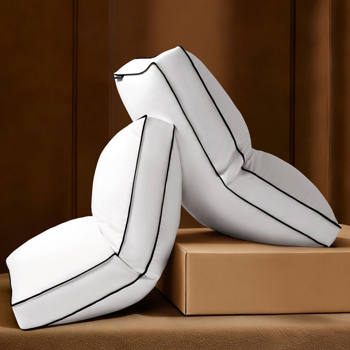 AQUZIN goose feather down pillow with gusset supports neck alignment for side sleepers.