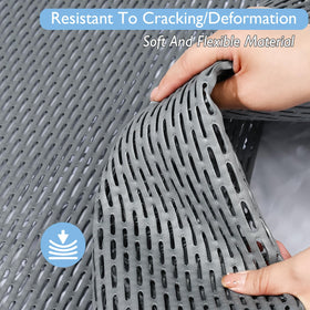 Aqzuxira textured surface gently exfoliates feet while staying comfortable.