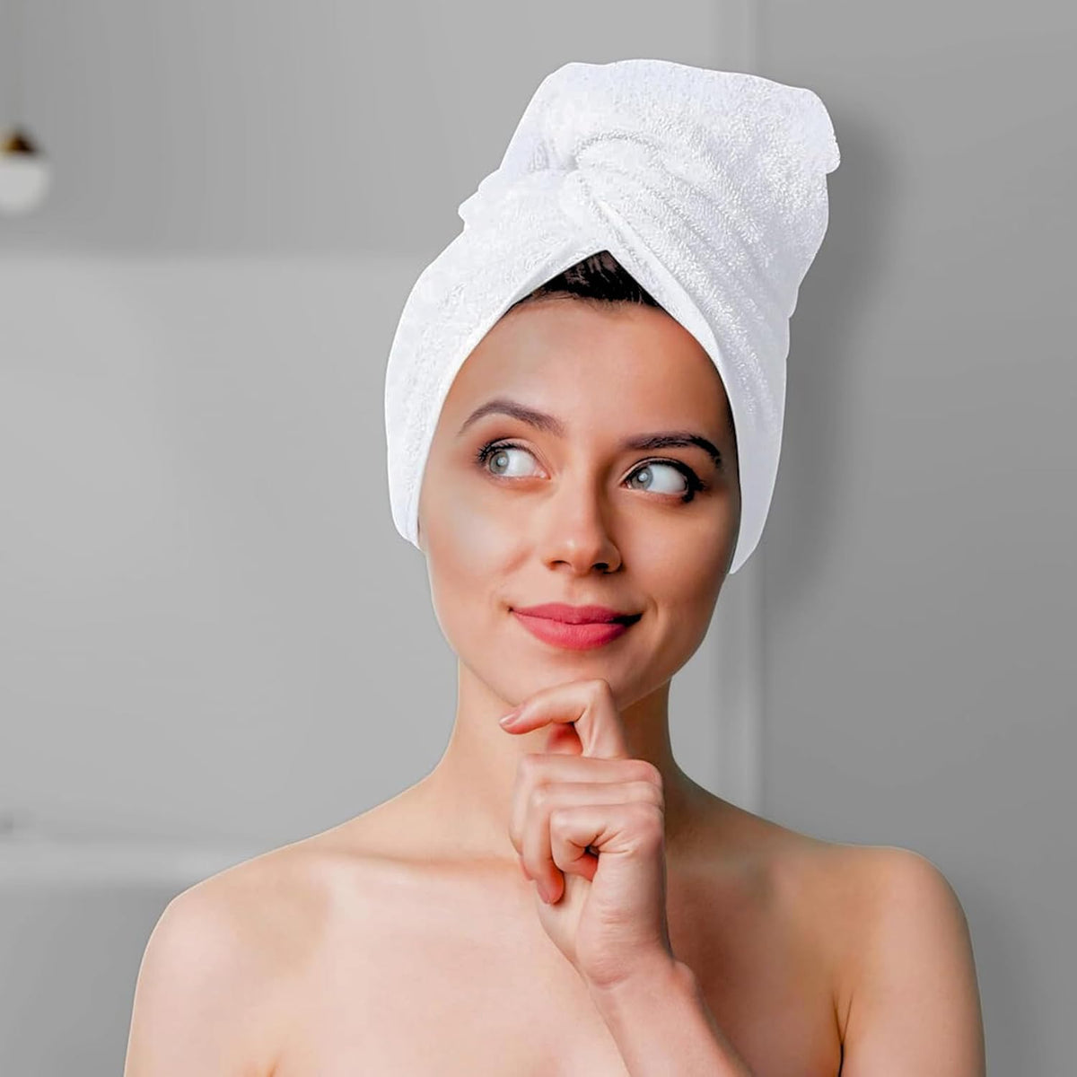 ARC HOME soft-touch hand towels in white, ideal for face and hands.