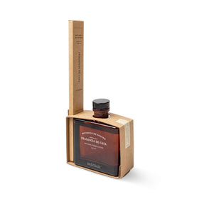 Archipelago Botanicals Botanico de Havana fragrance oil ready to infuse spaces with fragrance.