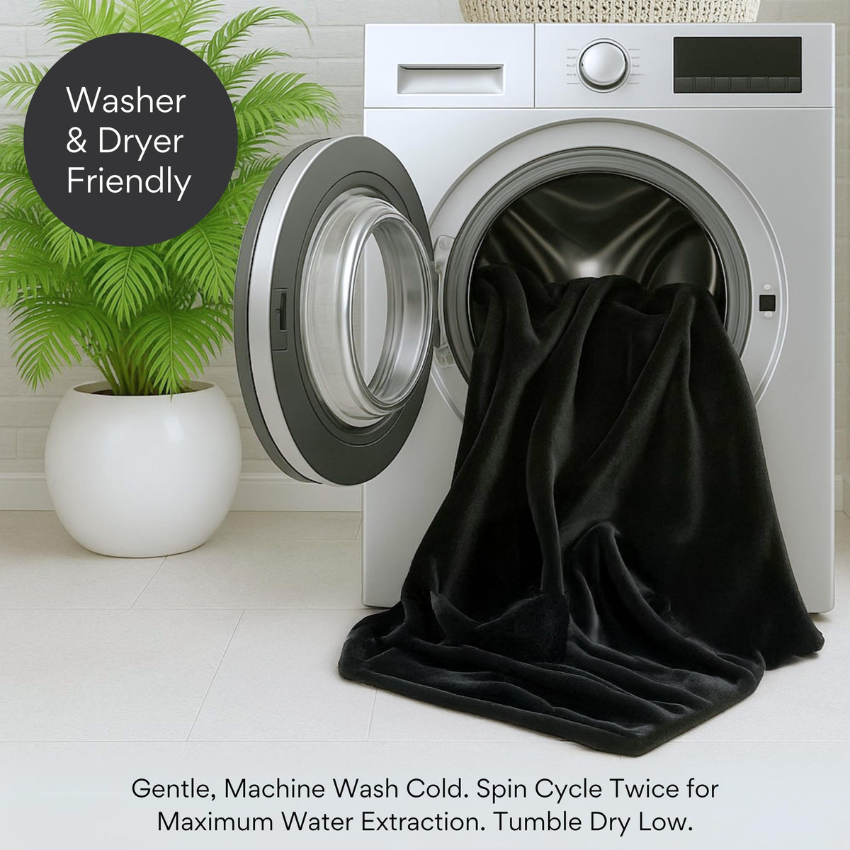 ARDORI blanket 82x82 black and gray design protects furniture while remaining stylish.