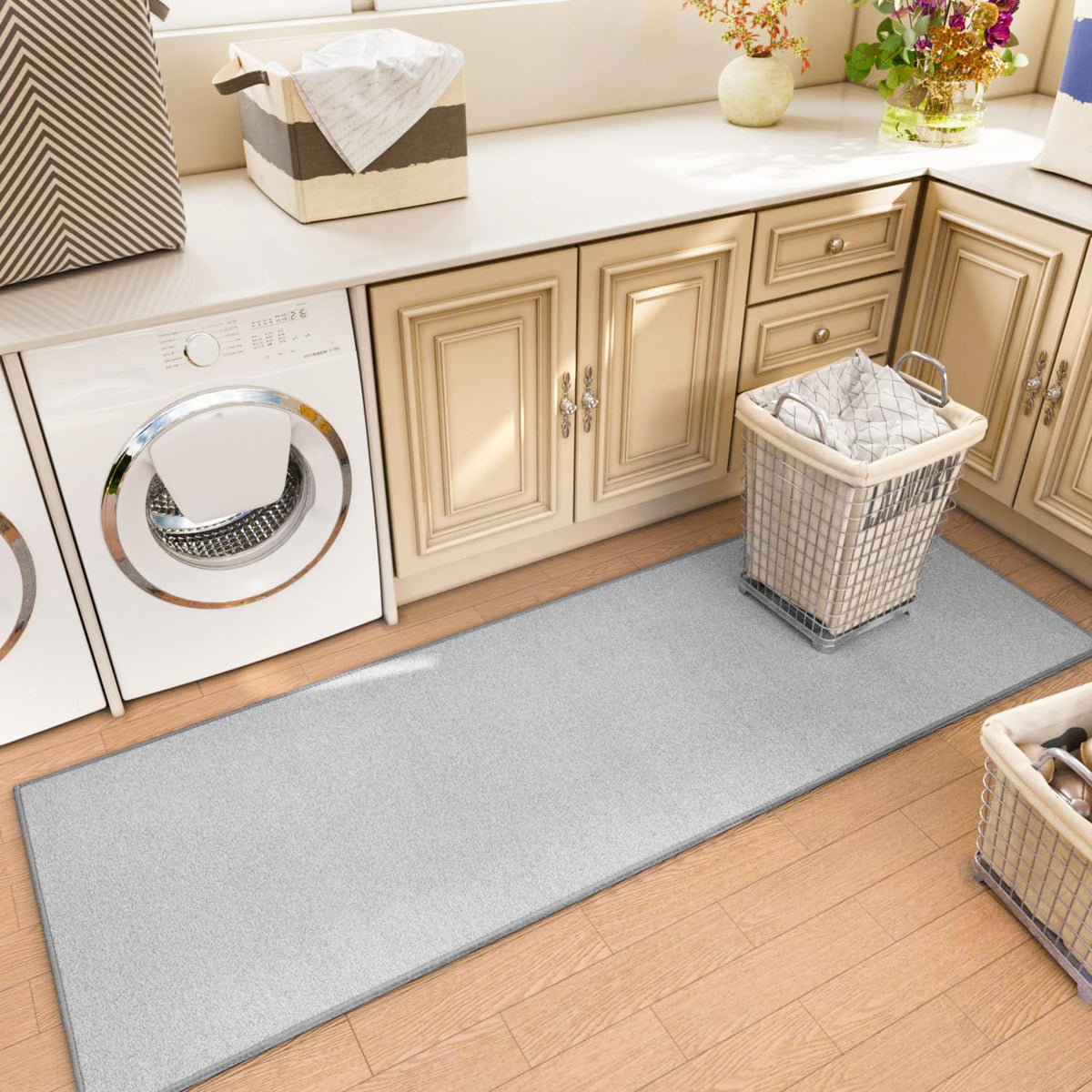 AREDO washable rug offers easy cleanup after everyday use.