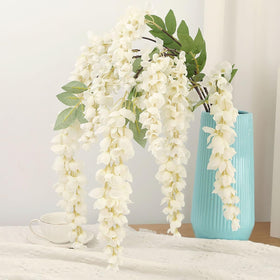 AROIUO wisteria garland indoors wedding setup inspiration.