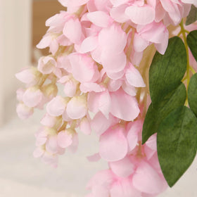 AROIUO packaging displays five flowers per pack.
