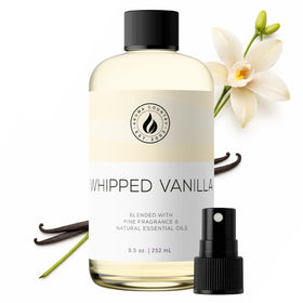 AROMA COUNTRY Whipped Vanilla diffuser oil bottle offers a long-lasting aroma.