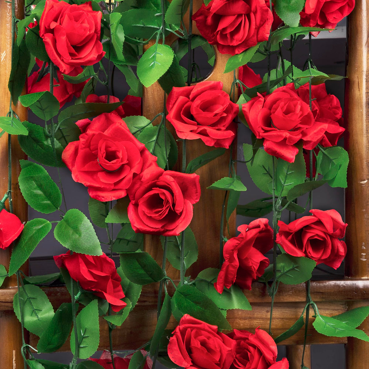 Arrowom Bendable Derby rose vine easily wraps around fixtures and furniture.