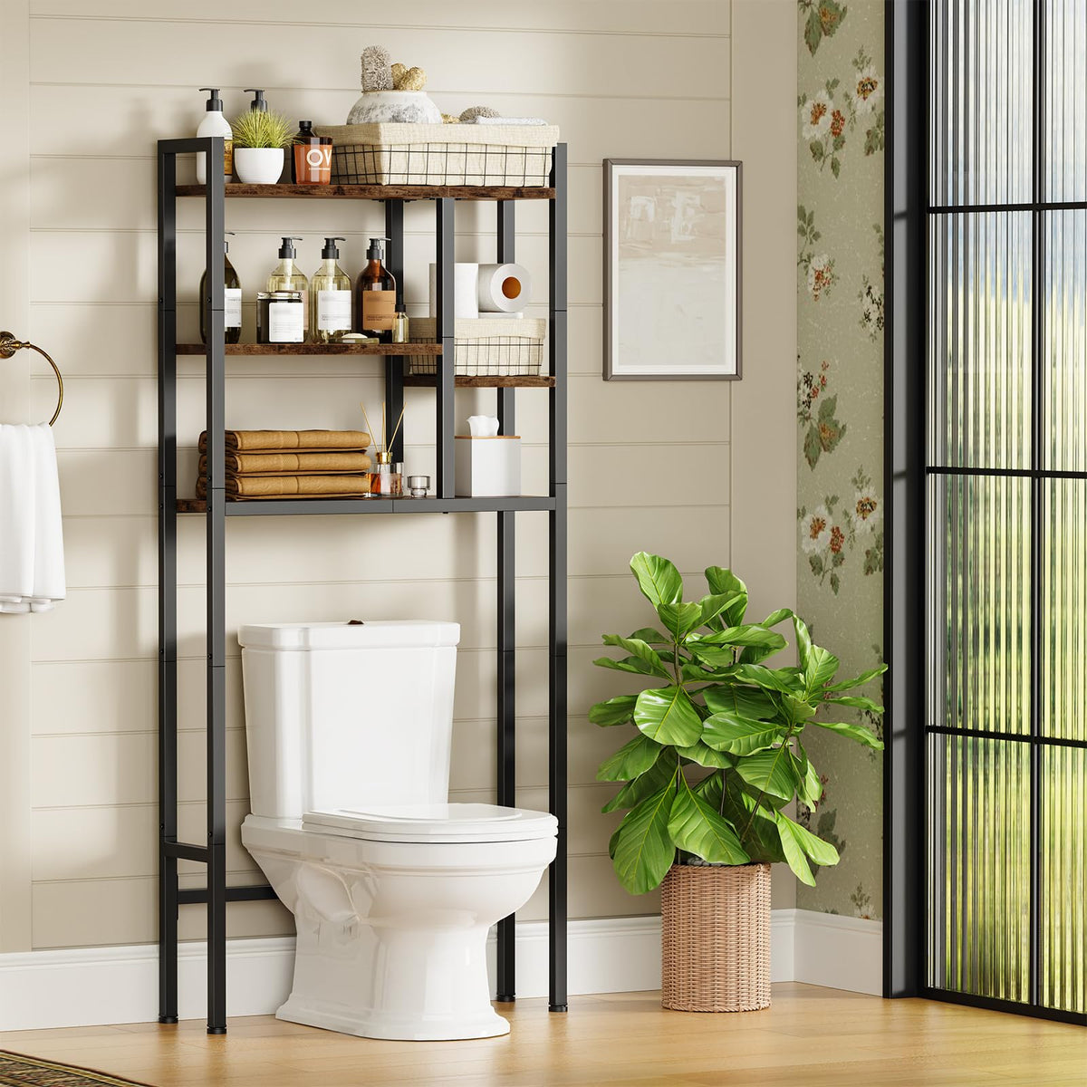 Asgolion staggered shelf design with two smaller shelves for easy item separation.