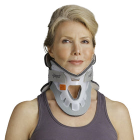 Aspen cervical collar Regular front view showing adjustable fit and comfort