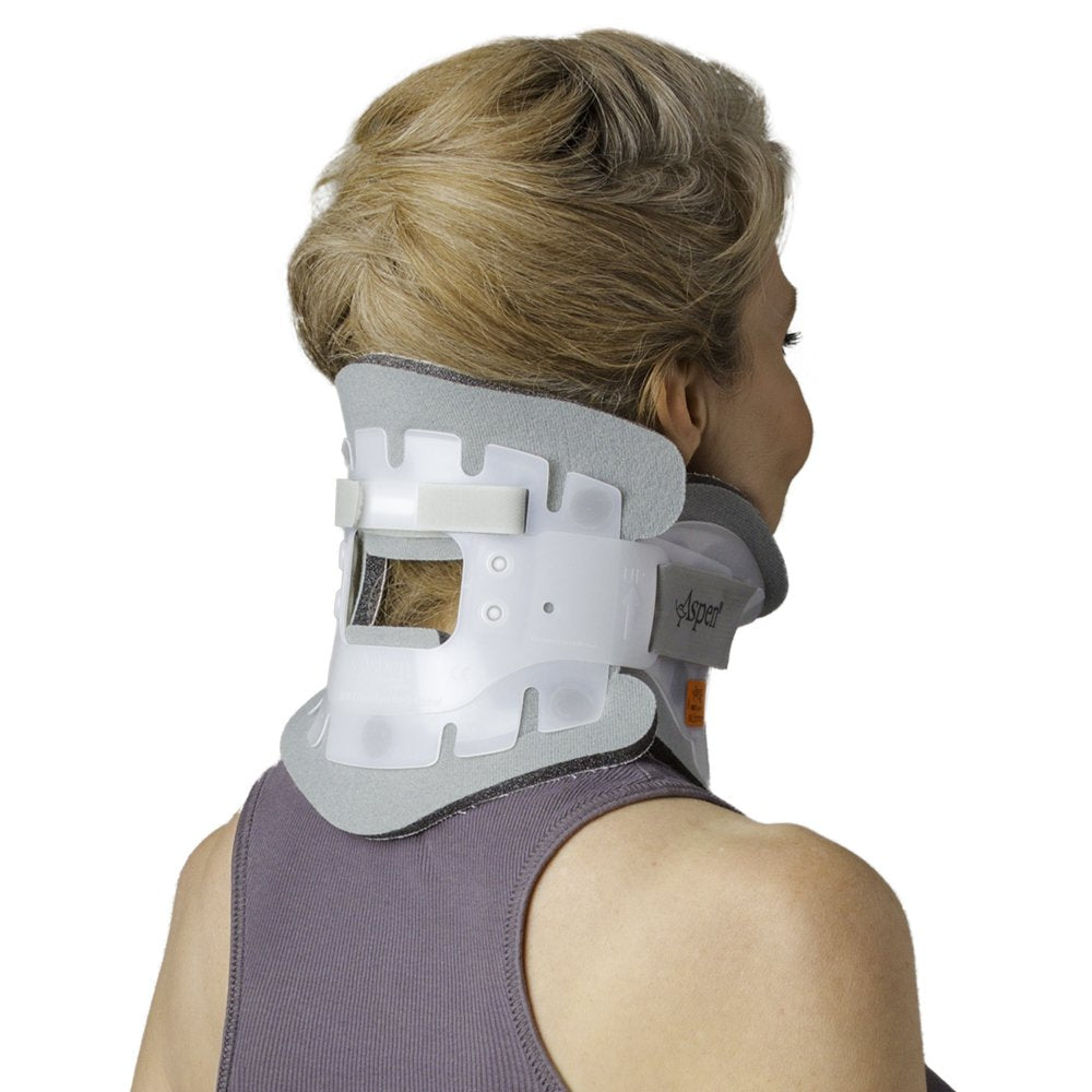 Aspen cervical collar Regular side view highlights Cushion Flex Tabs fit